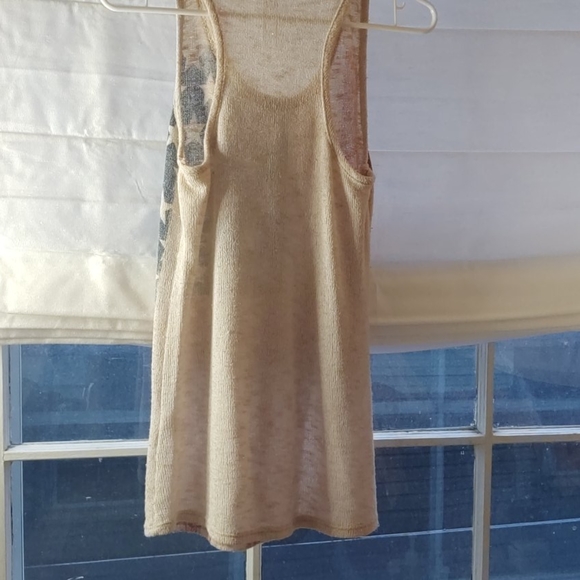 Free Kisses tank top - Picture 6 of 8